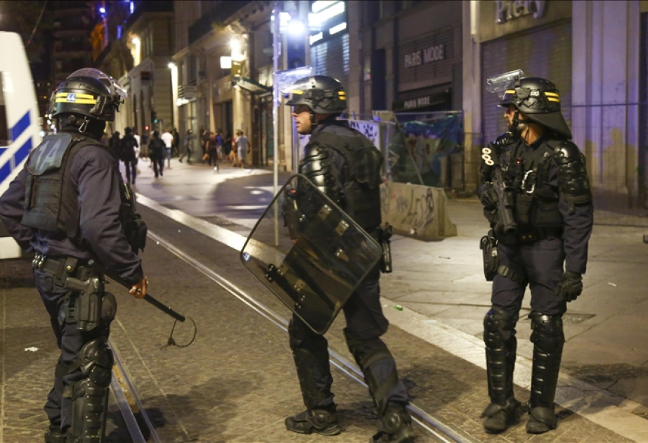 France to deploy 30,000 police after election runoff amid fears of violence