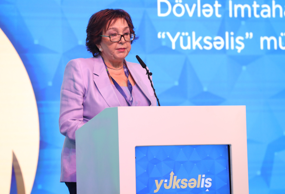 Məleykə Abbaszadə: Ənənə və innovasiya vəhdət təşkil etməlidir