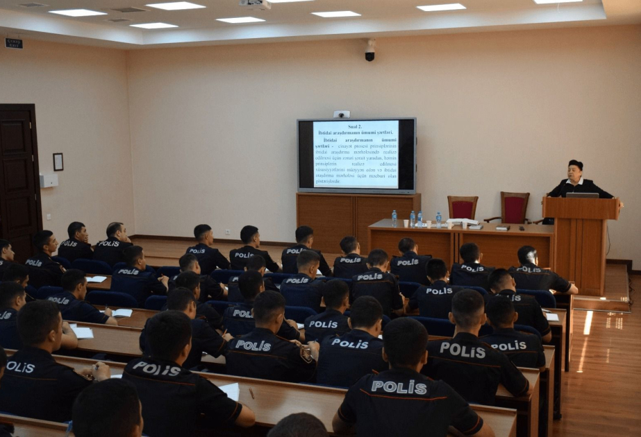 Bakı Dövlət Universitetinin professorları Polis Akademiyasında mühazirə oxuyublar