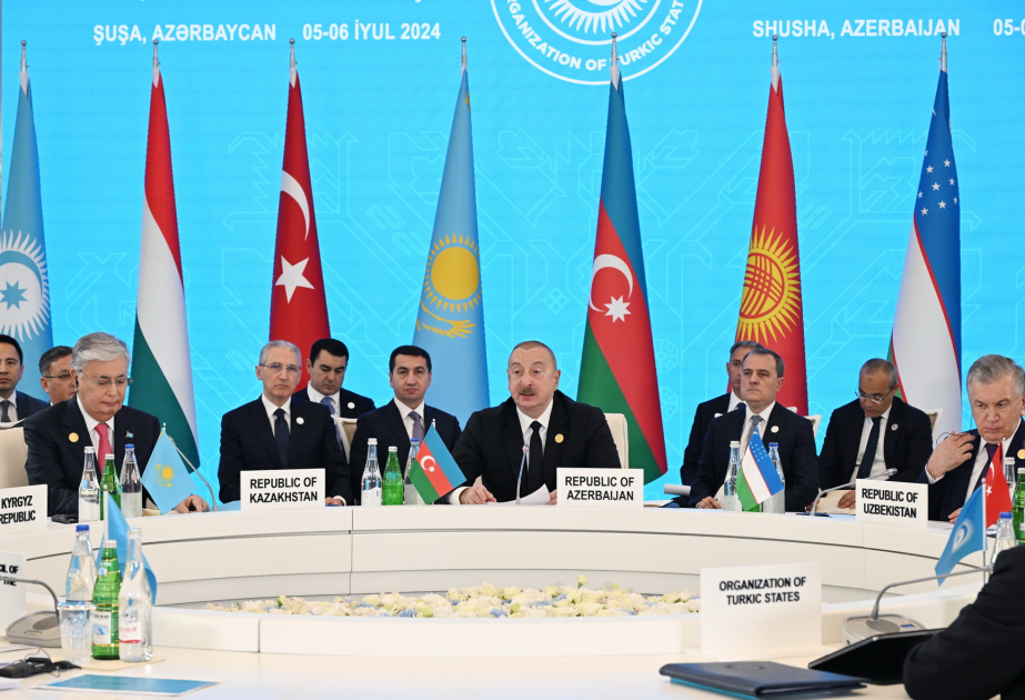Le président Ilham Aliyev : L’Azerbaïdjan fournit des services de transit importants pour les États turciques