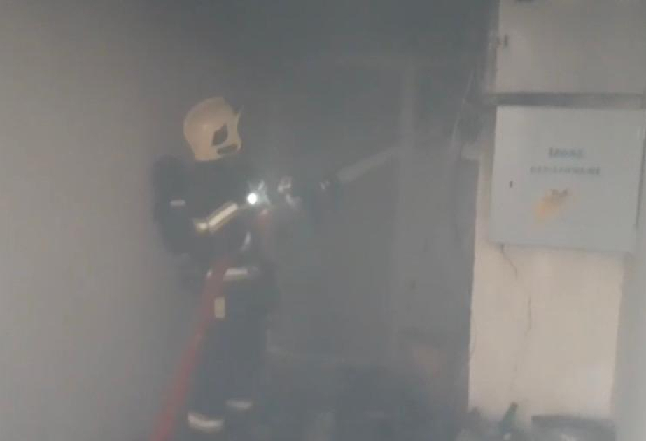 FHN: Bakıda onaltımərtəbəli binada baş verən yanğın söndürülüb-YENİLƏNİB VİDEO