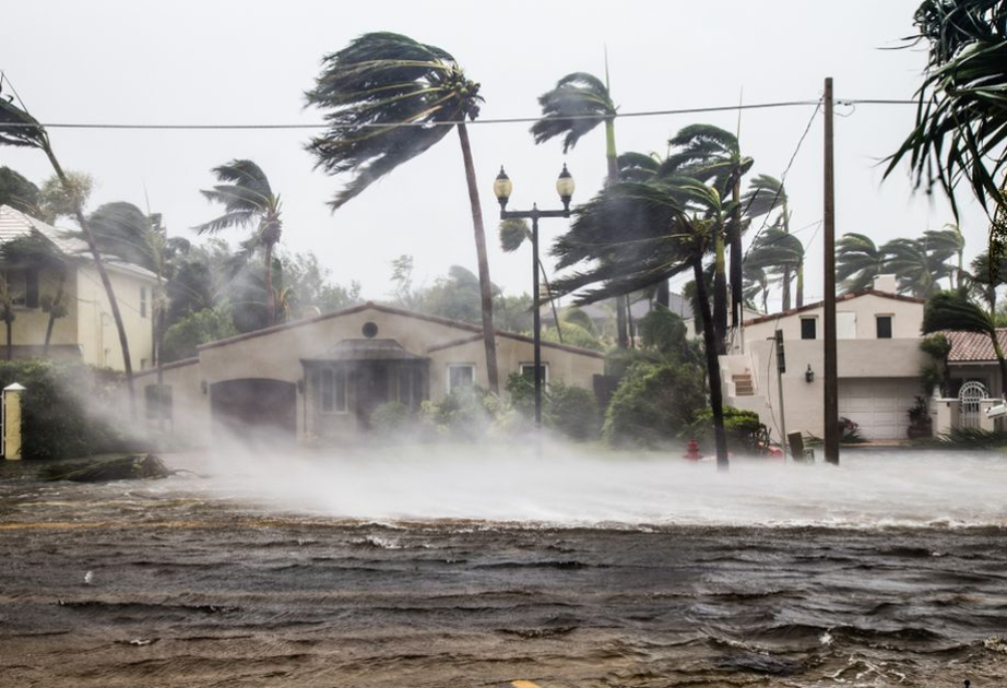 Beryl weakens to tropical depression after slamming into Texas as Category 1 hurricane VIDEO