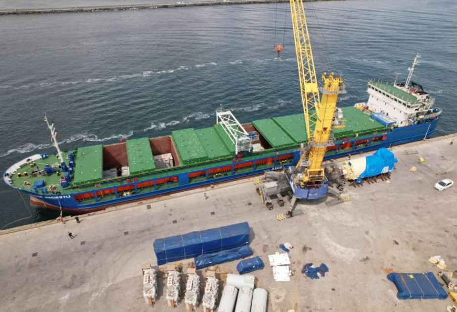 “Üzeyir Hacıbəyli” gəmisi yeni elektrik stansiyası üzrə zəruri olan avadanlıqları Türkiyədən Azərbaycana çatdıracaq