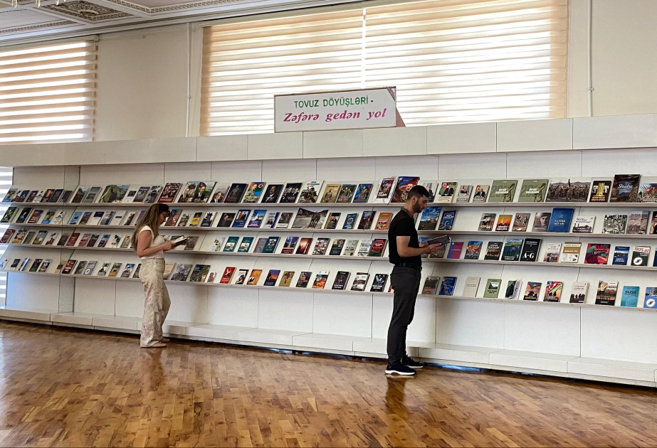 В Национальной библиотеке открылась книжная выставка «Товузские бои - путь к Победе»