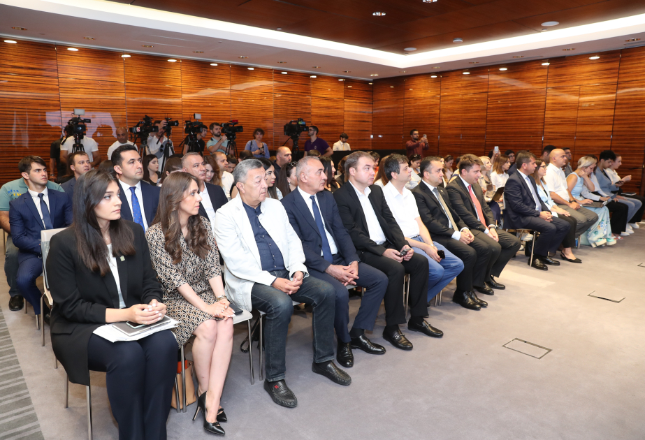 Təhsilin İnkişafı Fondunun 3 illik fəaliyyətinə dair hesabat tədbiri keçirilib