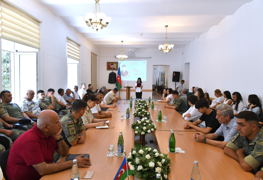 Milli Qəhrəman Vüqar Hüseynovun anadan olmasının 55 illiyinə həsr olunmuş anım tədbiri keçirilib