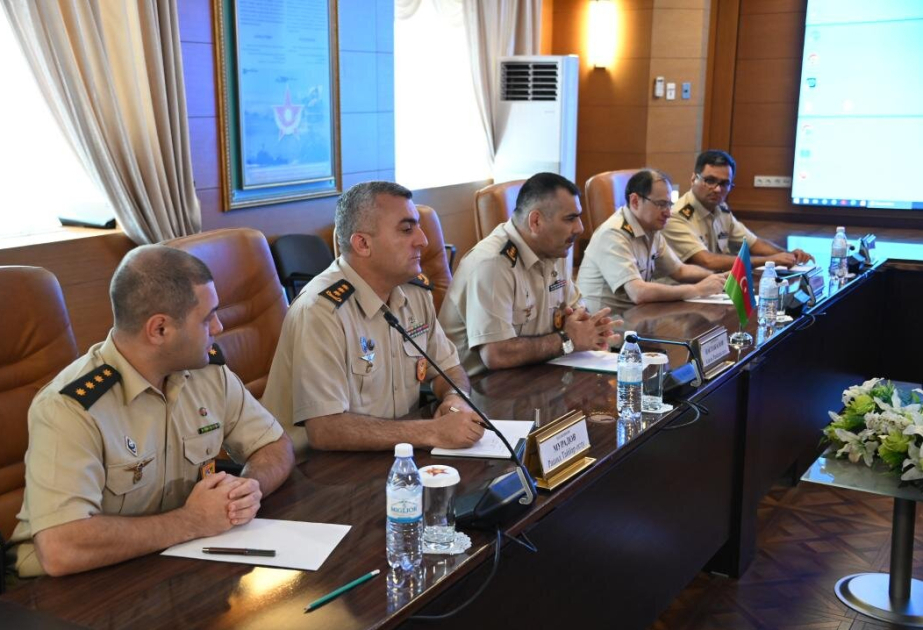 Intercambio de experiencias: Los especialistas militares de Azerbaiyán impartieron un curso de ciberseguridad en Kazajistán