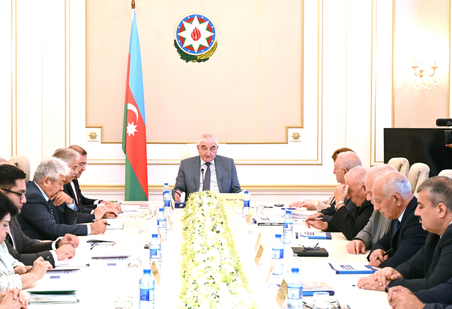 Azerbaijan’s Central Election Commission registers 519 authorized representatives from 20 political parties