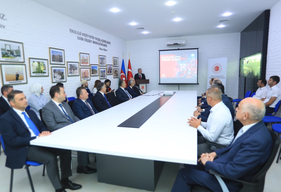 Gəncədə Türkiyənin Demokratiya və Milli Birlik Günü qeyd olunub