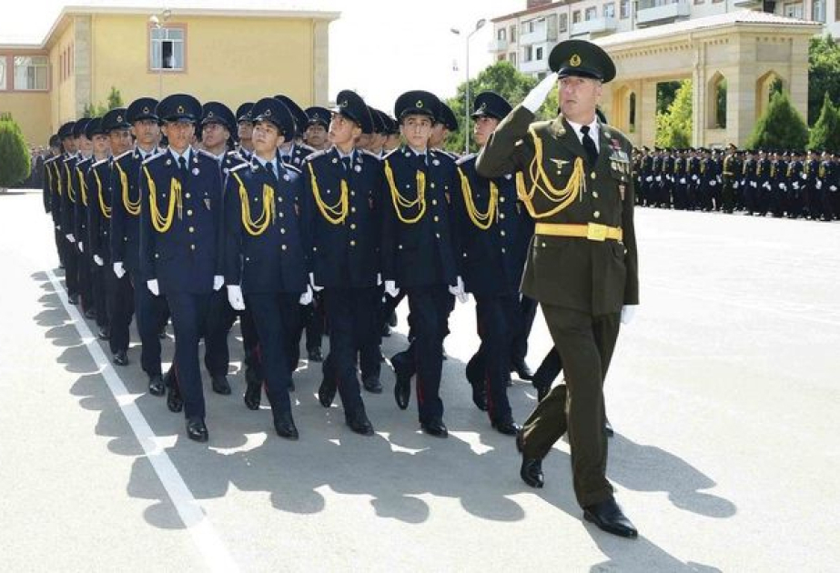 DİM hərbi liseylərə qəbul imtahanı verəcək abituriyentlərə müraciət edib