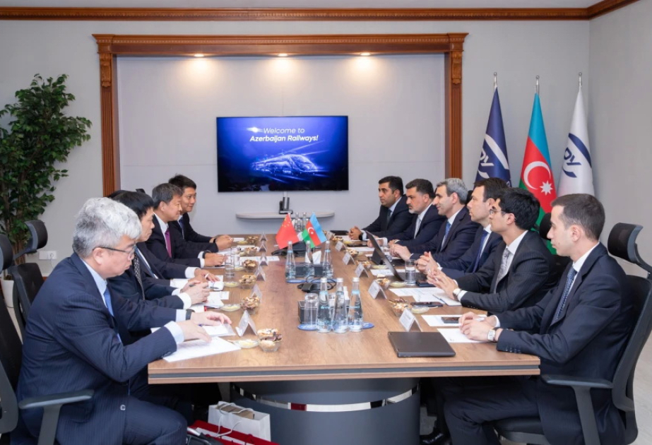 Azərbaycan üzrə dəmiryol nəqliyyatı ilə tranzit daşımalara subsidiyaların ayrılması Çinlə müzakirə olunub