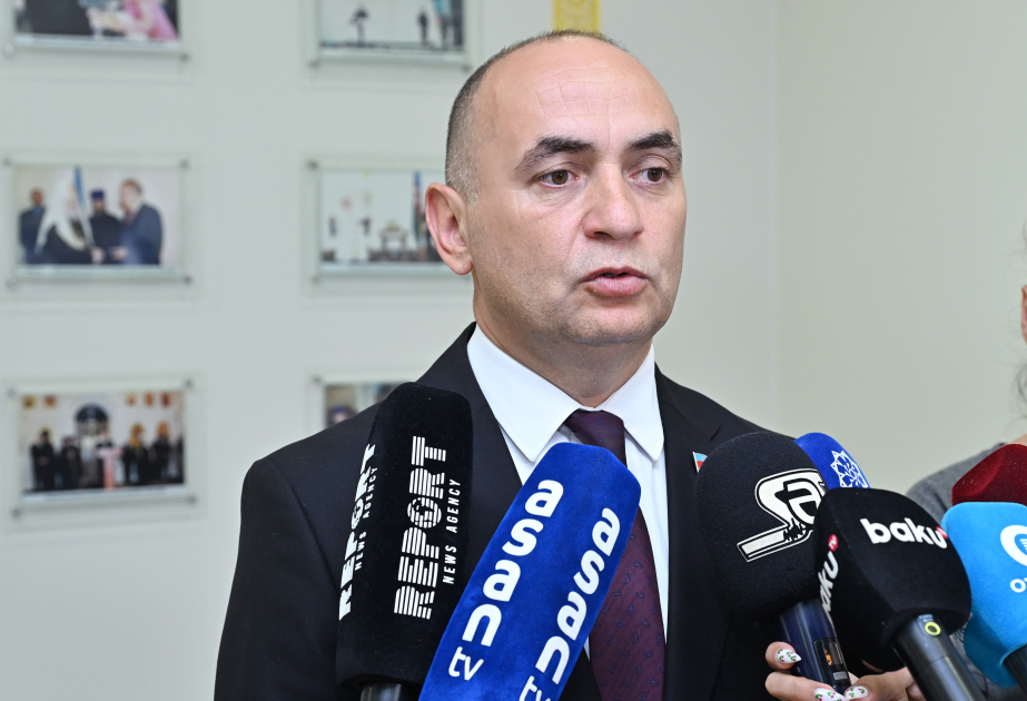 Ceyhun Məmmədov: Son illər Azərbaycanda vətəndaşların Aşura günündə müxtəlif yollarla qan çıxarmaq halları azalıb