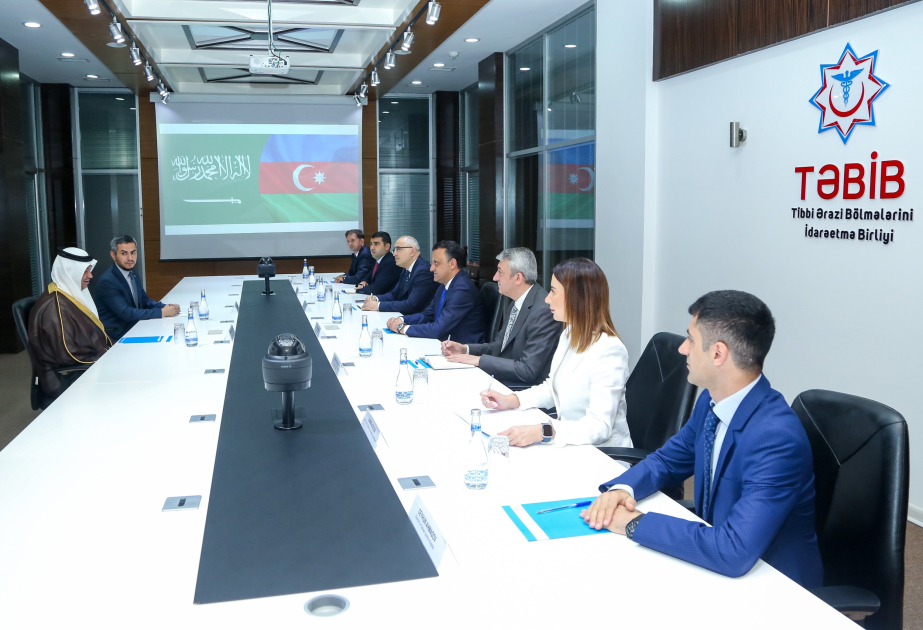 TƏBİB-in icraçı direktoru Səudiyyə Ərəbistanının Azərbaycandakı səfiri ilə görüşüb