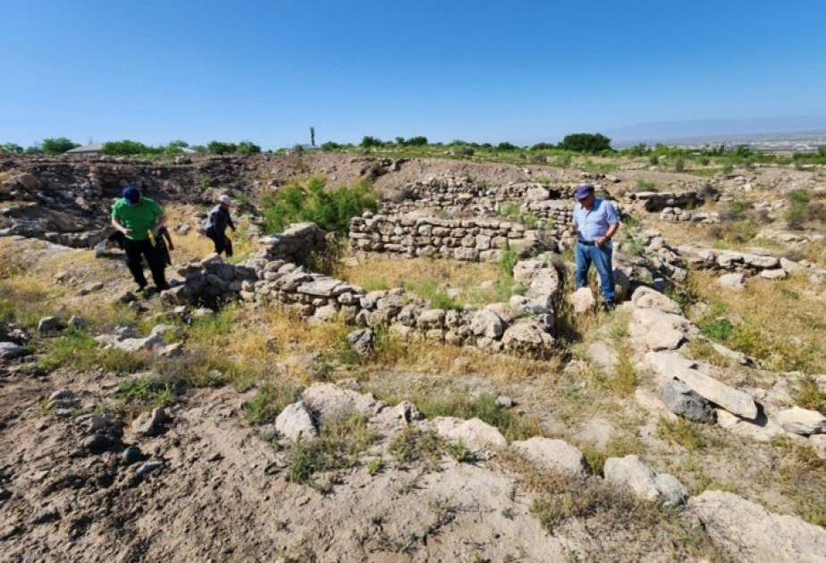 Şahtaxtı arxeoloji abidələr kompleksində tədqiqatlar aparılıb