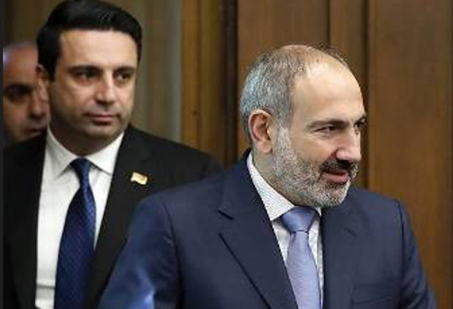Ermənistanda yüksəkrütbəli məmurların hamısı uzunmüddətli məzuniyyətə gedib