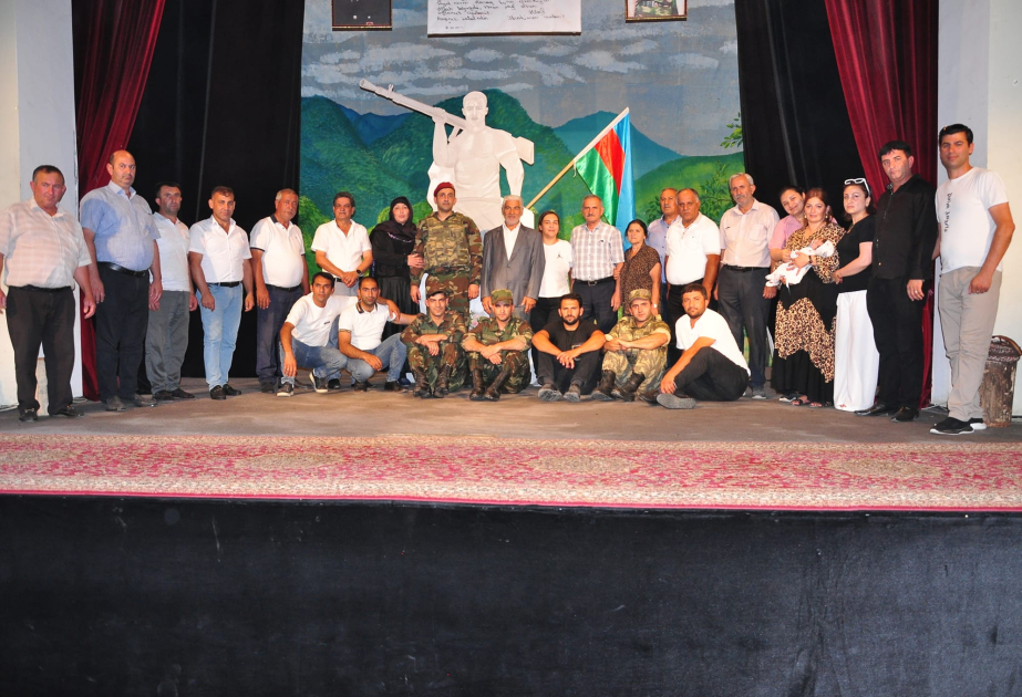 Ağdam Dövlət Dram Teatrı 101-ci mövsümə “Mübariz” tamaşası ilə yekun vurub