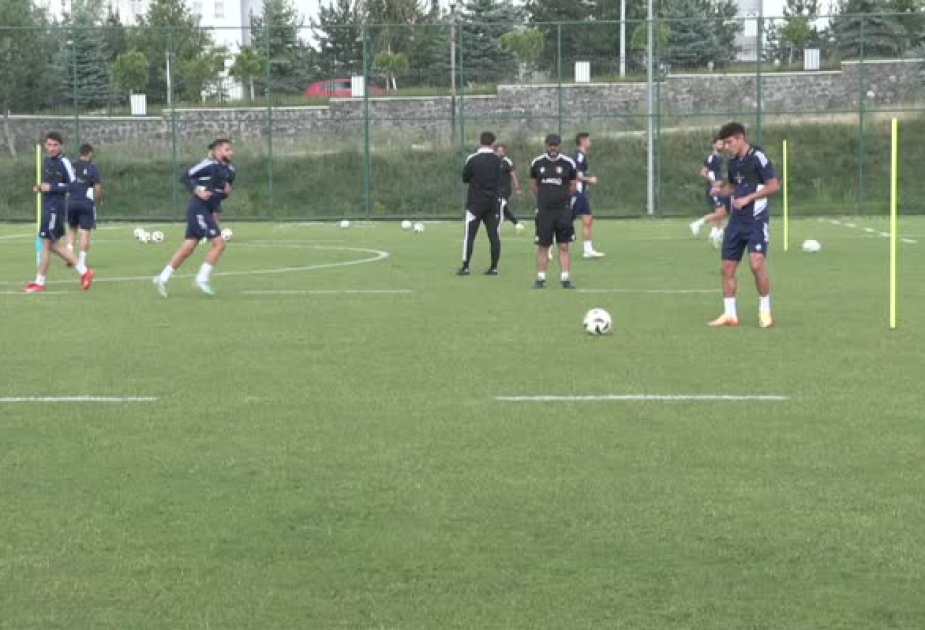 Azərbaycanın futbol klubları Türkiyədə təlim-məşq toplanışları keçirir
