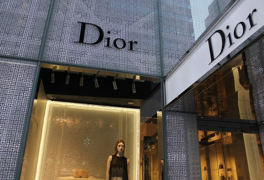 “Armani” lüks malları və “Dior” brendi ilə bağlı təhqiqat başlanılıb