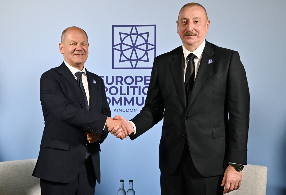 El Presidente de Azerbaiyán se reunió con el Canciller de Alemania en Oxford