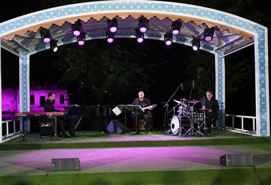 Vaqif Poeziya Günləri çərçivəsində Şuşada ilk dəfə etnocaz konserti