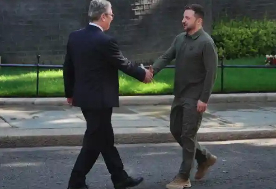 Le président ukrainien reçu par le Premier ministre britannique à Londres