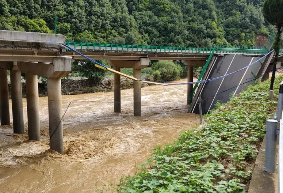 China: Mindestens elf Menschen sterben bei Teileinsturz einer Autobahnbrücke