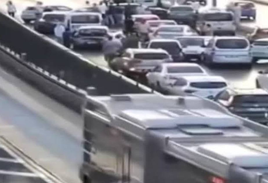 İstanbulda zəncirvari qəza, çox sayda yaralı var