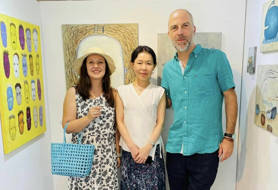 Bulgarian Painter Ventzislav Dikov Exhibits Works in Tokyo