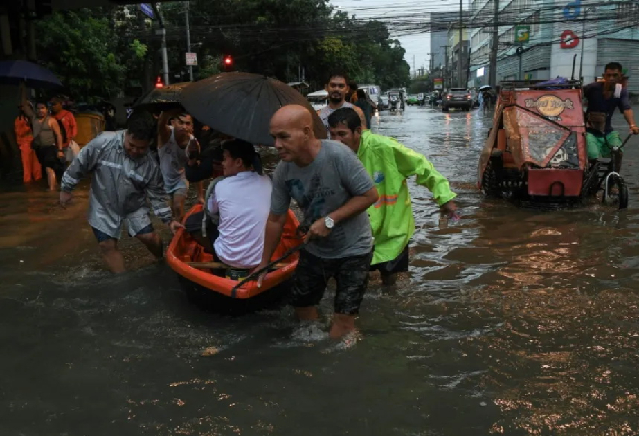 Inundaciones paralizan capital y otras provincias de Filipinas