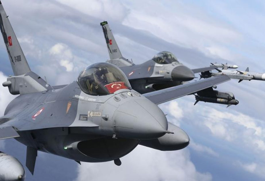 Турция перебросит в Катар 2 патрульных корабля и шесть самолетов F-16
