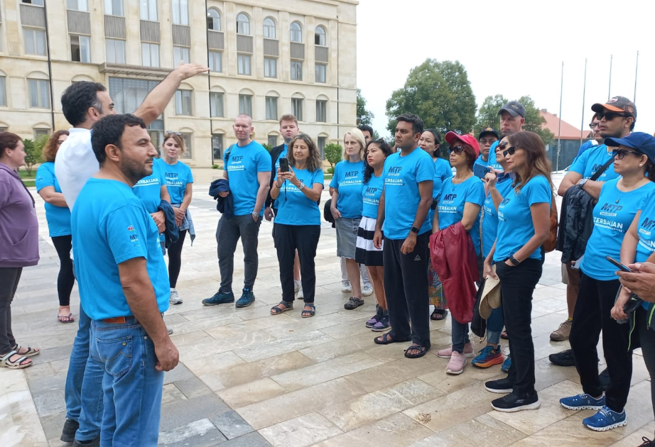 Grupo internacional de viajeros llegó a la ciudad de Shusha