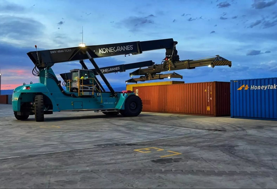 Qazaxıstan Belarusda terminal tikintisinə başlaya bilər