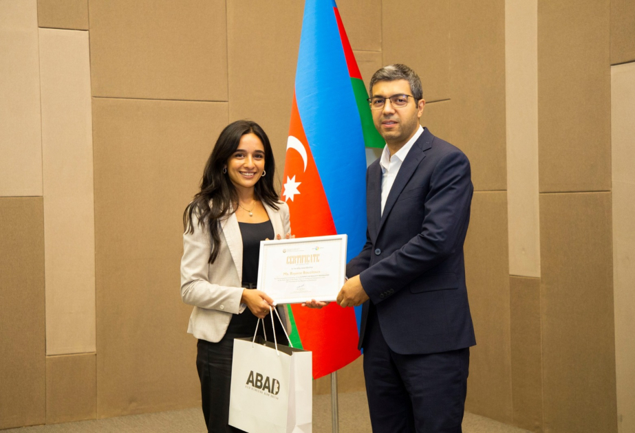 Oksford tələbələrinin "ASAN xidmət"dəki təcrübə proqramı başa çatıb