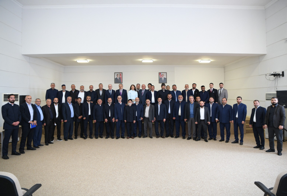 Din xadimlərinə icbari tibbi sığortanın üstünlükləri haqqında məlumat verilib