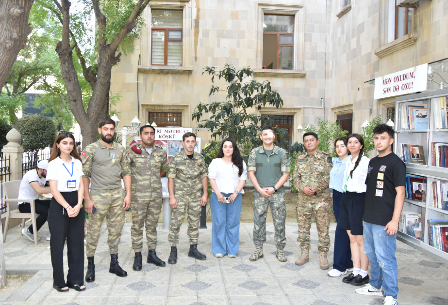 Milli Kitabxananın nəzdində fəaliyyət göstərən Açıq Kitabxanada qazilərlə görüş keçirilib