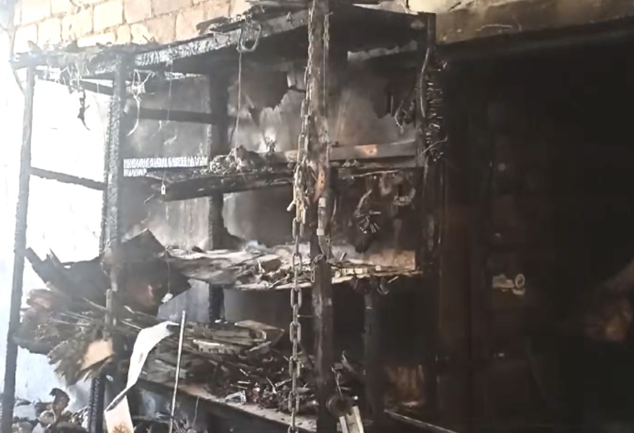 Sumqayıt ticarət mərkəzində səhər saatlarında baş verən yanğın söndürülüb