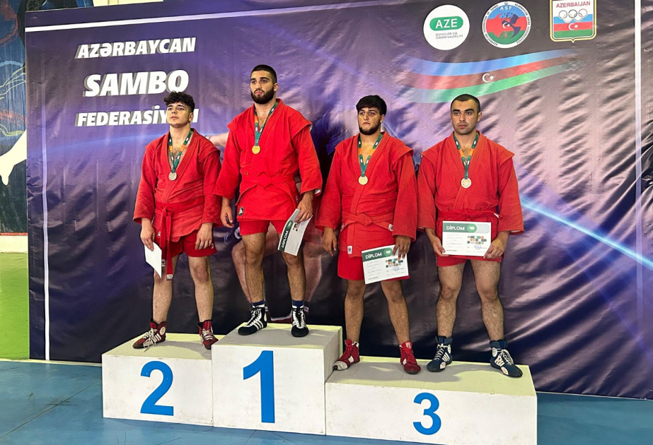 BMU tələbəsi sambo üzrə ölkə kubokunun qalibi olub