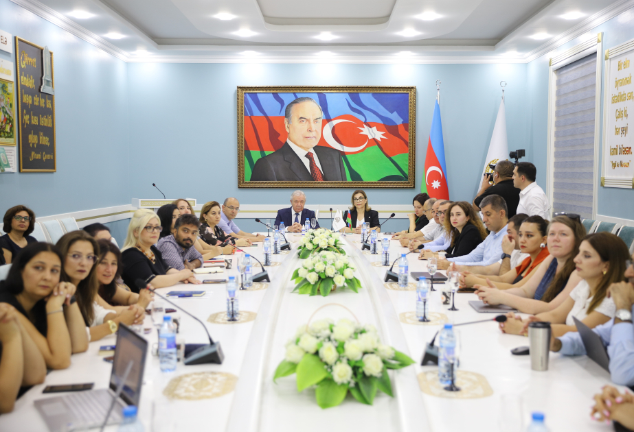 BDU əməkdaşları DIRNA layihəsi çərçivəsində yay məktəbində iştirak edirlər