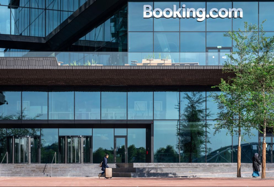 İspaniya “Booking.com” platformasını 400 milyon avro cərimələyib