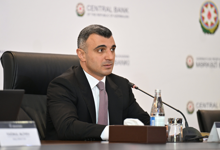 El Banco Central publica las previsiones sobre el precio medio del petróleo y el gas azerbaiyanos