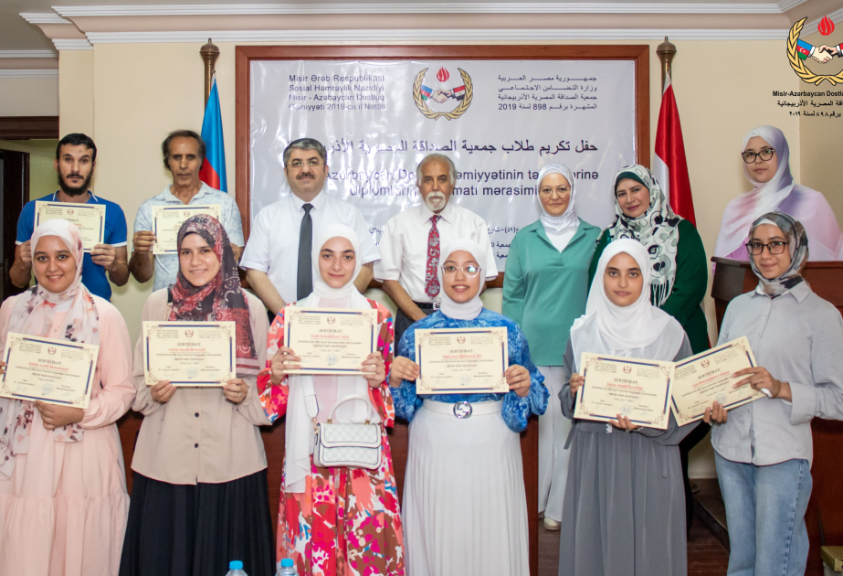 Misirdə Azərbaycan dilini öyrənən tələbələrə diplomlar təqdim edilib