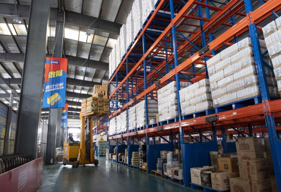 Chinas Logistiksektor hält sich im Juli trotz schlechten Wetters stabil