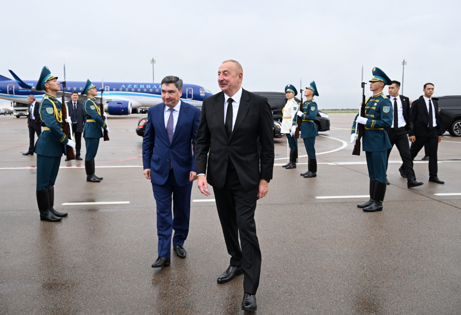 Präsident Ilham Aliyev beendet seinen Besuch in Kasachstan VIDEO