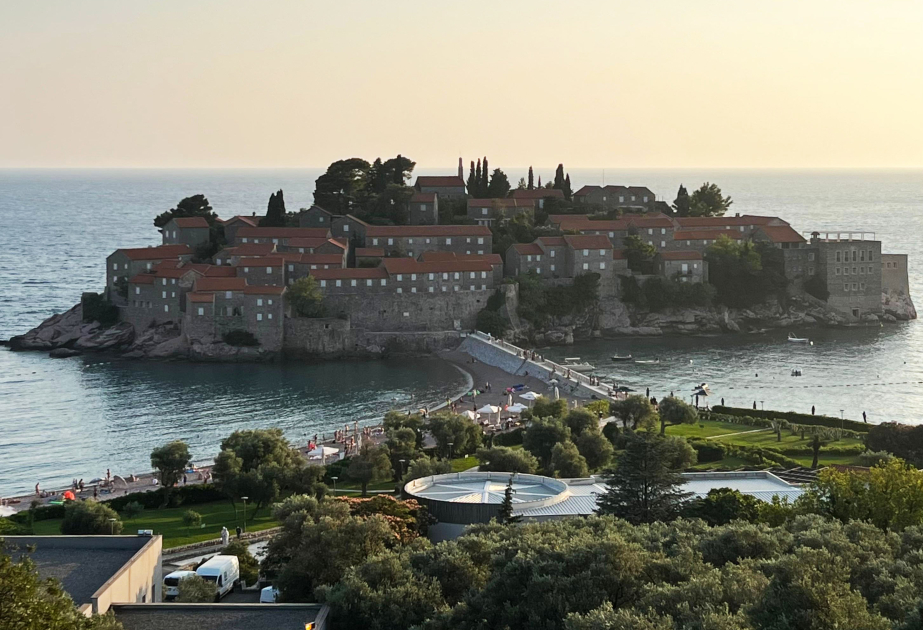 Monteneqronun incisi: Sirli ada Sveti Stefan - FOTOREPORTAJ