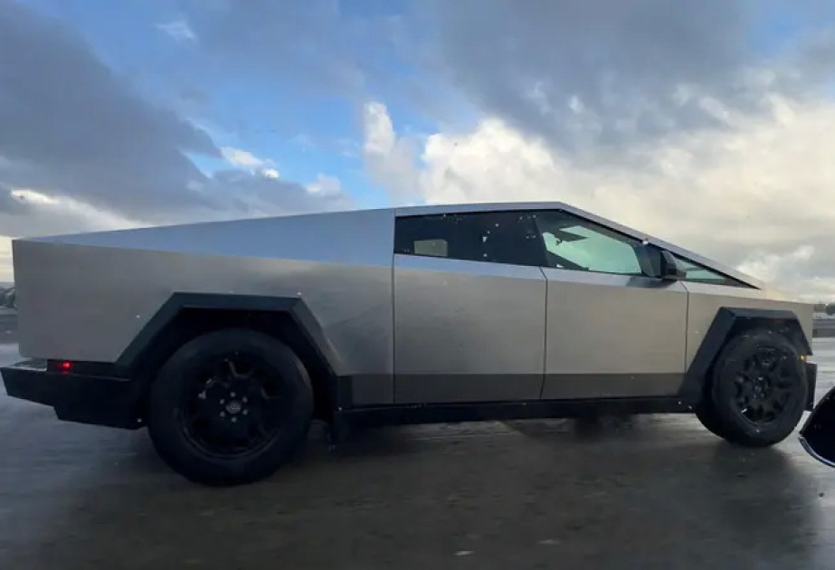Tesla stops taking orders for cheapest Cybertruck, offers $100,000 version now