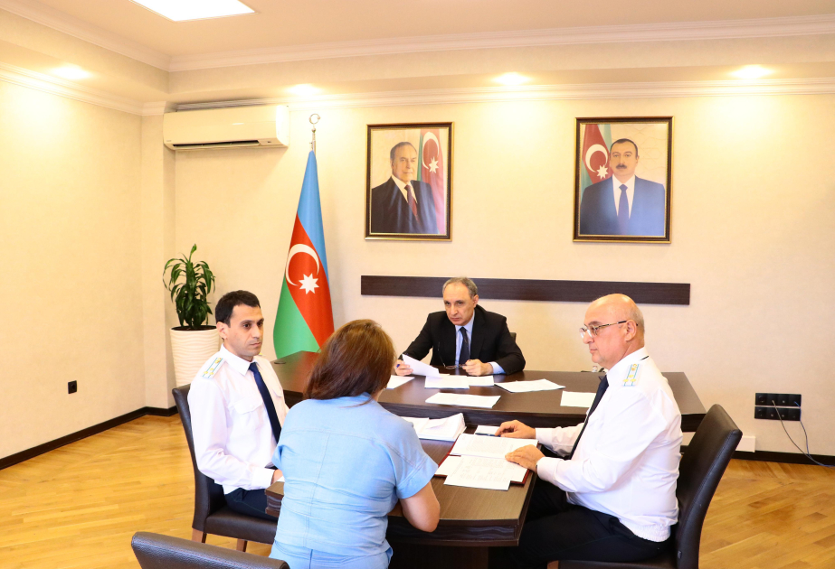 Kamran Əliyev vətəndaşların müraciətlərini dinləyib, prokurorluq əməkdaşlarına tapşırıqlar verib