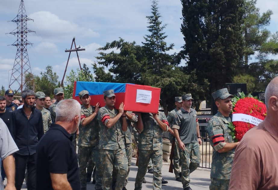 В Сальяне преданы земле останки считавшегося пропавшим без вести шехида Ганбара Ярыева ВИДЕО