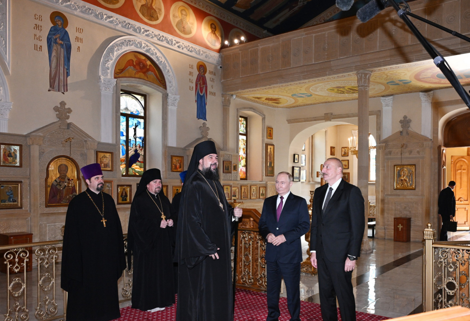 Les présidents azerbaïdjanais et russe visitent la cathédrale des Saintes-Porteuses-de-Myrrhe VIDEO