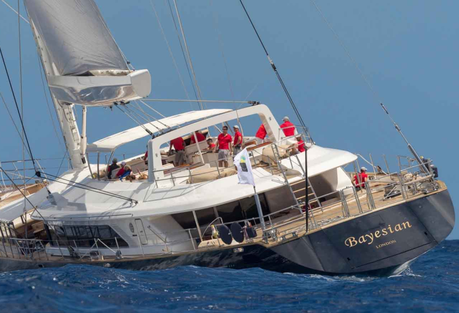 Six missing, one dead after sailboat sinks off Palermo