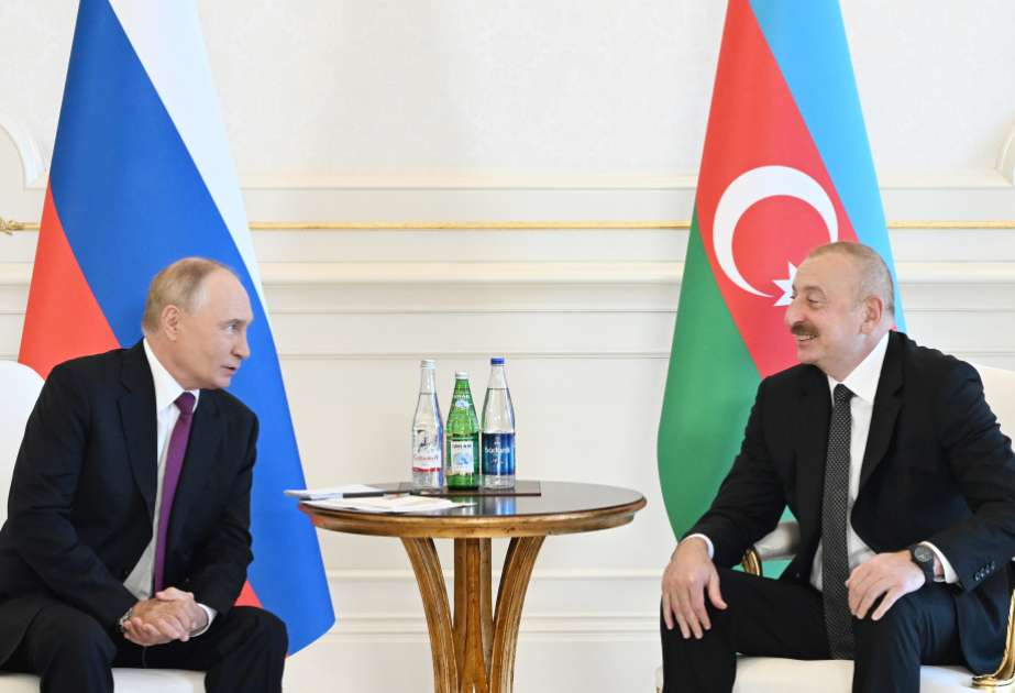 Rusiya siyasətçiləri və ekspertləri Vladimir Putinin Azərbaycana səfərini geniş müzakirə edirlər